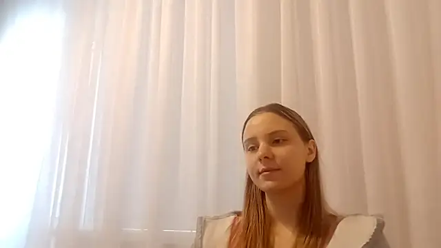 CrackShirker's cam snapshot