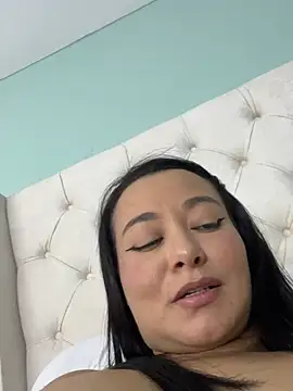 sharon_leone26's cam snapshot