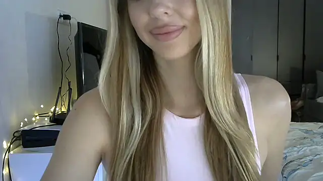 LizaSweetyq's cam snapshot