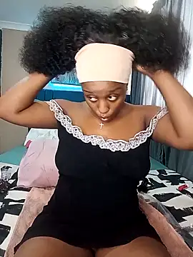 Queen-Chocolate's cam snapshot