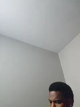 007Giovani live sex cam