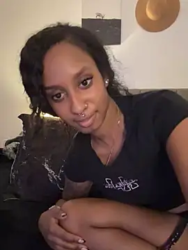 Your_Paris live sex cam