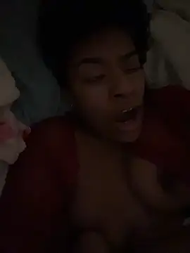 Tu_GataLinda live sex cam