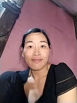 lris-Beauty77 live sex cam