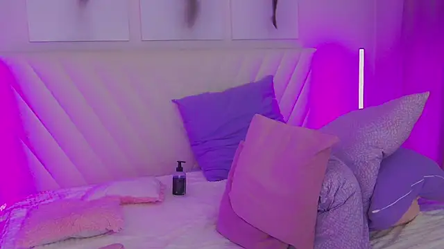 LeilaToker's cam snapshot