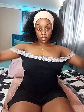 Queen-Chocolate's cam snapshot