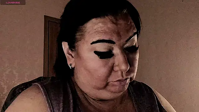 SexxyDreams1's cam snapshot