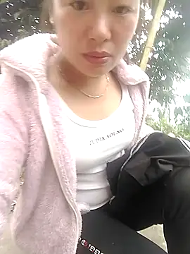 out-lustt live sex cam