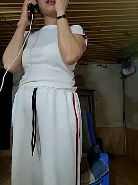 Basanis68's cam snapshot