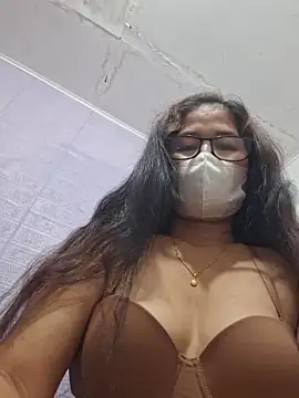 Loreanegel_kissme105's cam snapshot