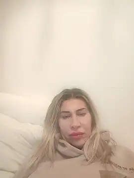 Claudiax0xXavier_Wolfx live sex cam