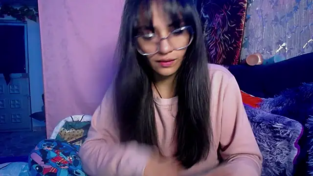 Samara_Homescapes's cam snapshot