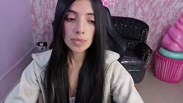 cynthia_ch's cam snapshot