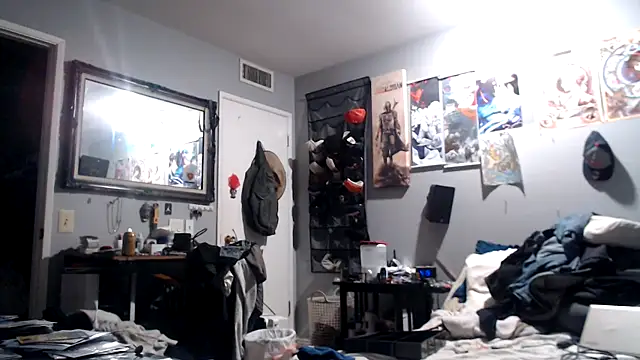 eavestease1's cam snapshot