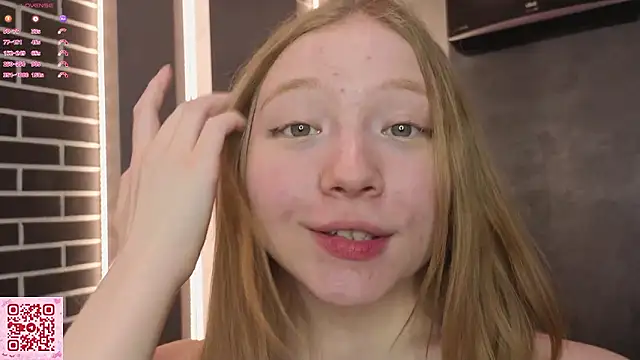 Megansuns's cam snapshot