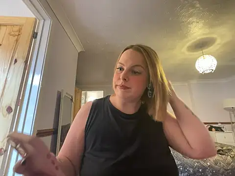 justbetweenus2's cam snapshot