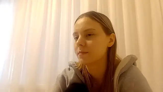 CrackShirker's cam snapshot