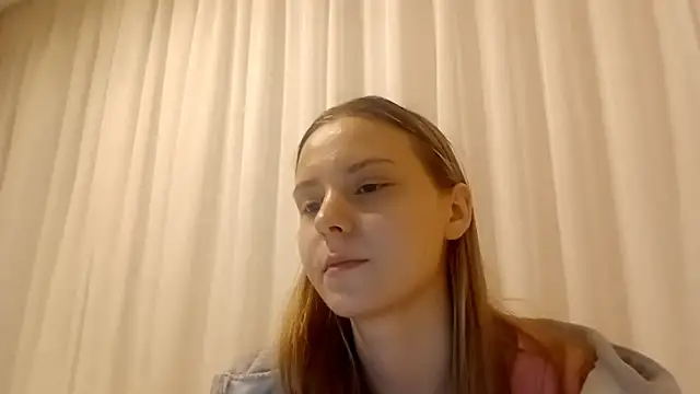 CrackShirker's cam snapshot