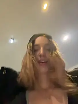 DollyTall live sex cam