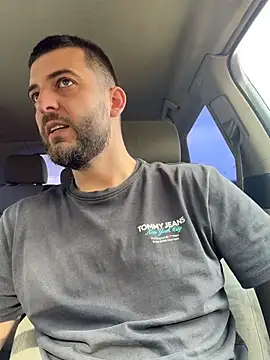 Pablo_Hornyguy95 live sex cam