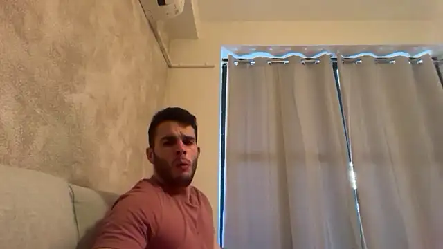 Camaraman05 live sex cam