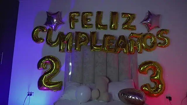 little-Emma's cam snapshot