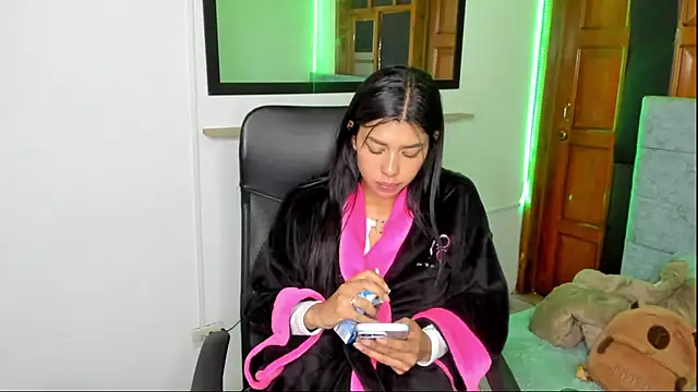 Aysha_winxs's cam snapshot