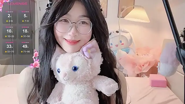 Luminous4173 live sex cam