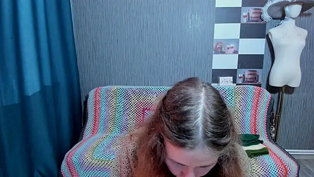 pa1e_pr1ncess's cam snapshot