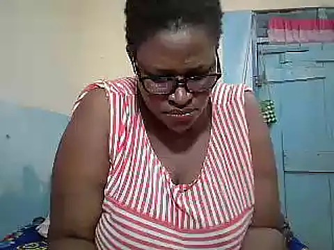 sexy_bigboobss's cam snapshot