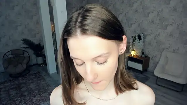 LianneBynon's cam snapshot