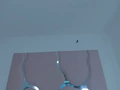 Mia_scandark live sex cam