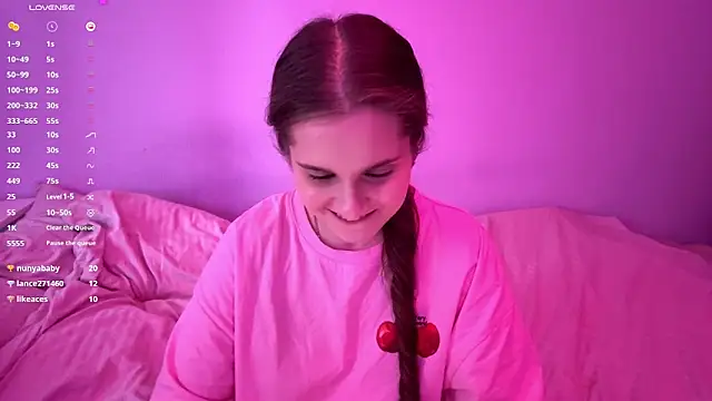 MiaBlanko's cam snapshot