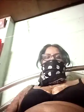 Anushka096's cam snapshot