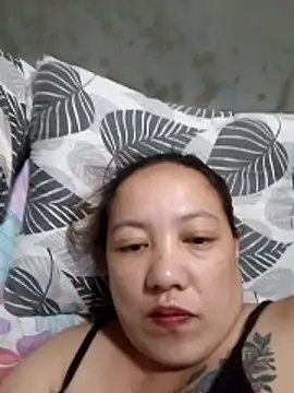 Rose_slut_squirt's cam snapshot