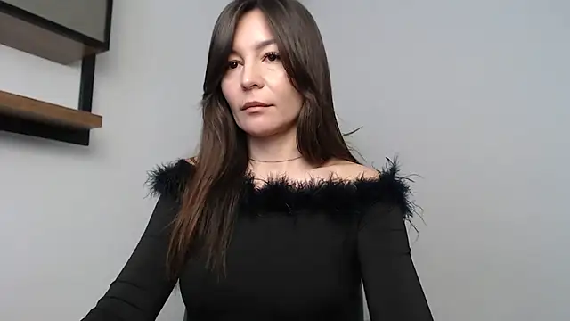 Veronichkaaa live sex cam