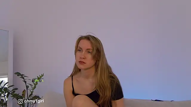 Fallinlove1 live sex cam