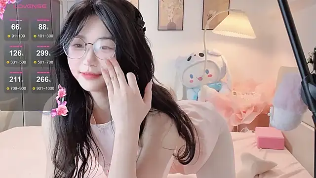 Luminous4173 live sex cam