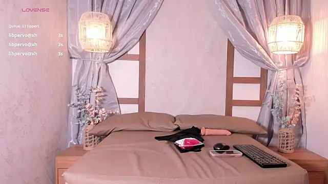 Shayna_lee live sex cam