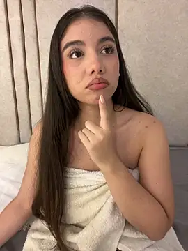 lilithdya live sex cam