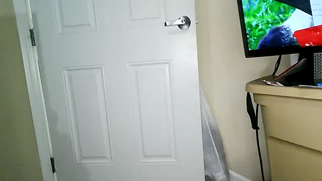 RinsingWood84's cam snapshot