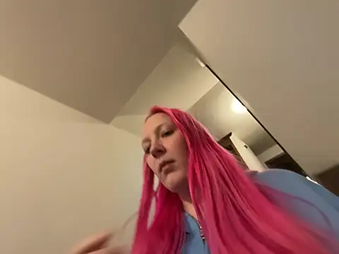 pinkhairfun16's cam snapshot