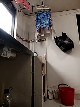 yaneth_'s cam snapshot