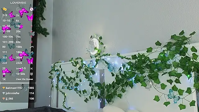 BlushinBloom's cam snapshot