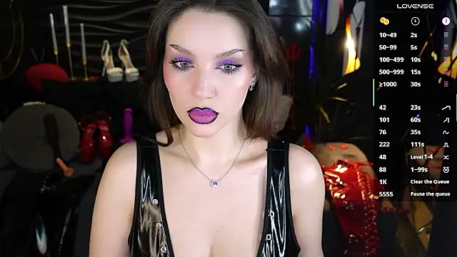 MistressDarsy live sex cam