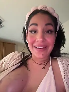 bella_dauergeil's cam snapshot