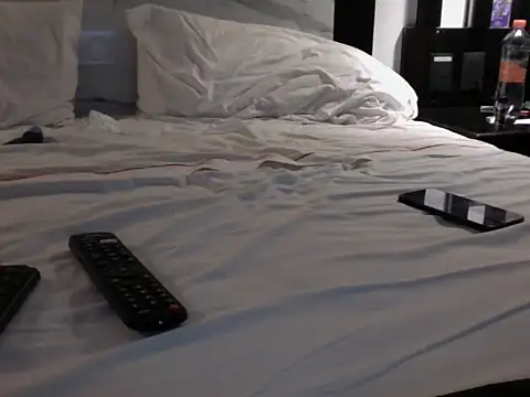 AlztaClouds live sex cam