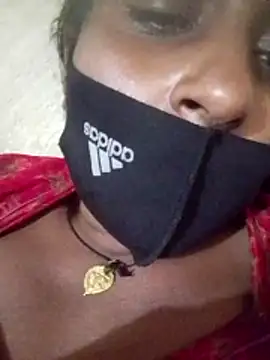 aunty_sumy live sex cam