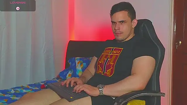 Regansmiths live sex cam