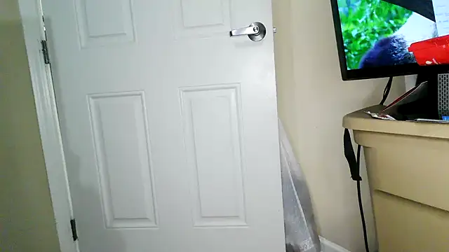 RinsingWood84 live sex cam